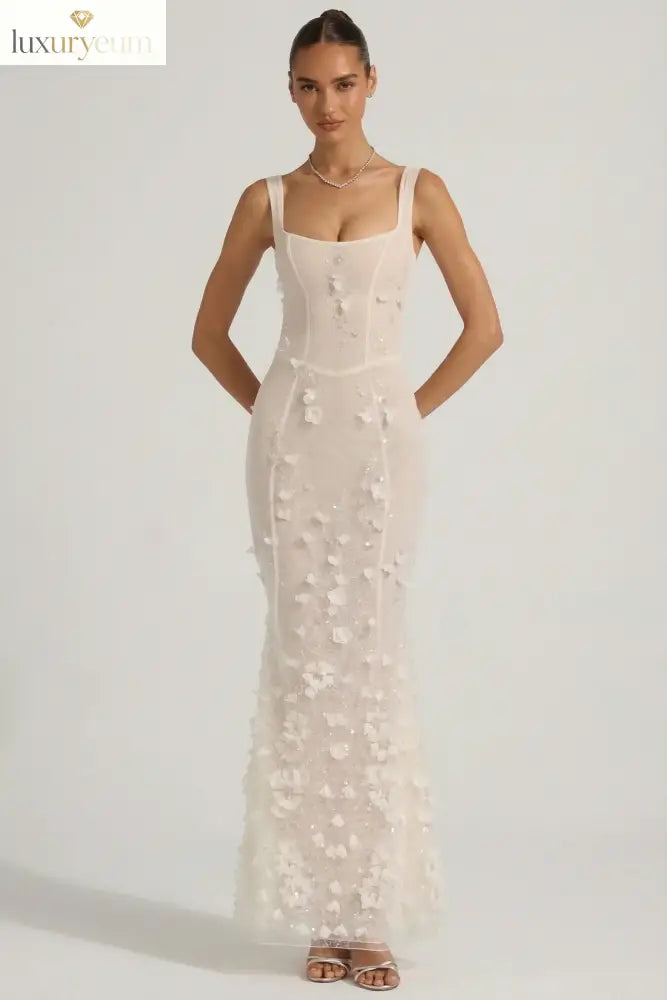 Embellished Appliqué Soft-Scoop Corset Gown in White