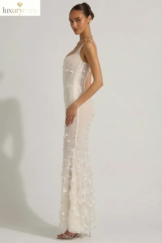 Embellished Appliqué Soft-Scoop Corset Gown in White