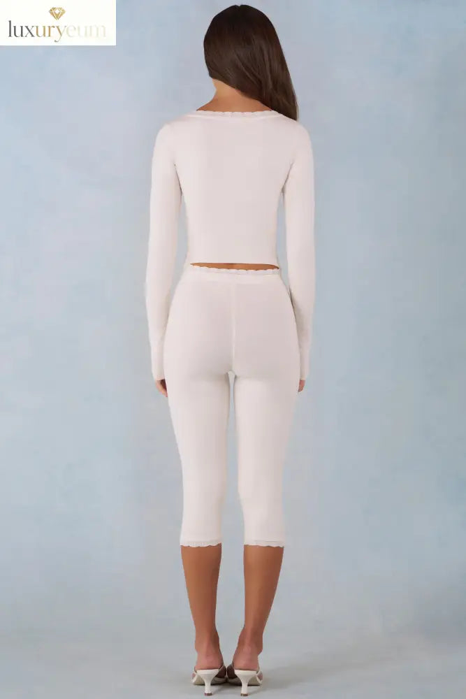 Knit Mid-Rise Capri Trousers in Ivory