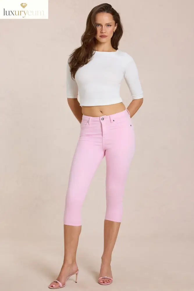 Mid-Rise Capri Jeans in Blossom Pink