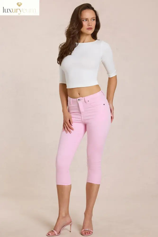 Mid-Rise Capri Jeans in Blossom Pink