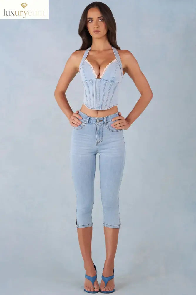 Mid-Rise Denim Capri Jeans in Light Denim