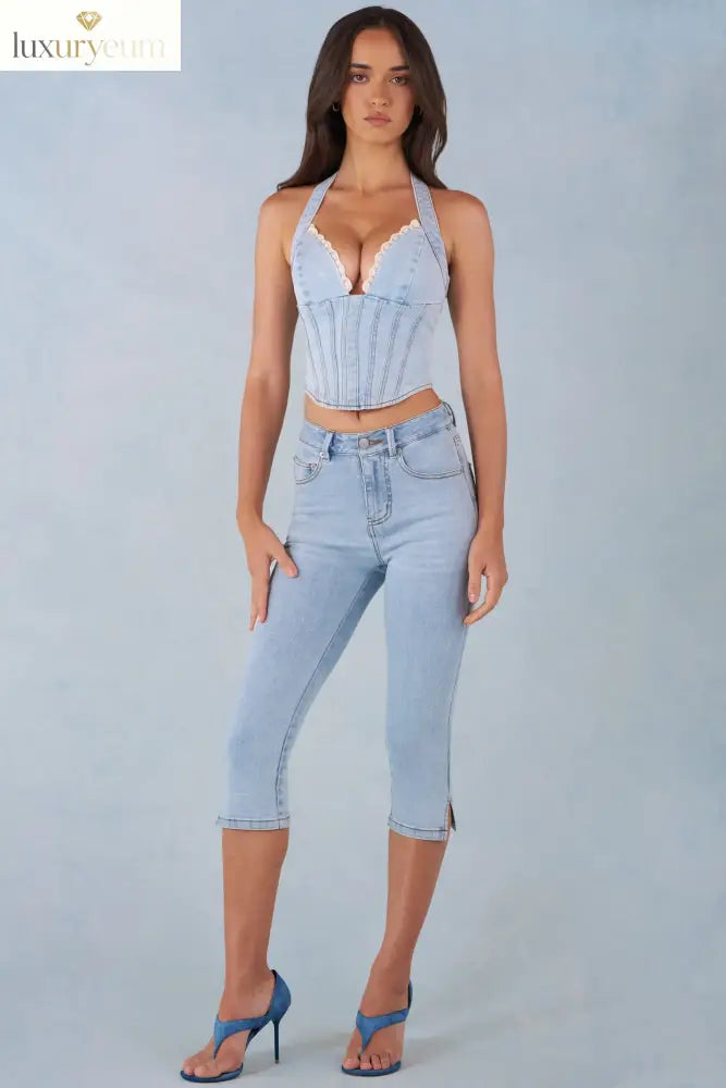 Mid-Rise Denim Capri Jeans in Light Denim