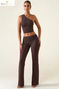 Mid-Rise Straight-Leg Trousers in Chocolate Brown