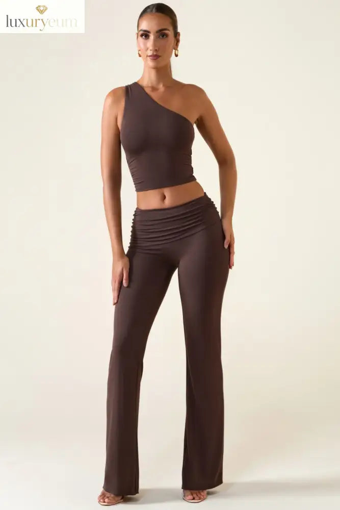 Mid-Rise Straight-Leg Trousers in Chocolate Brown