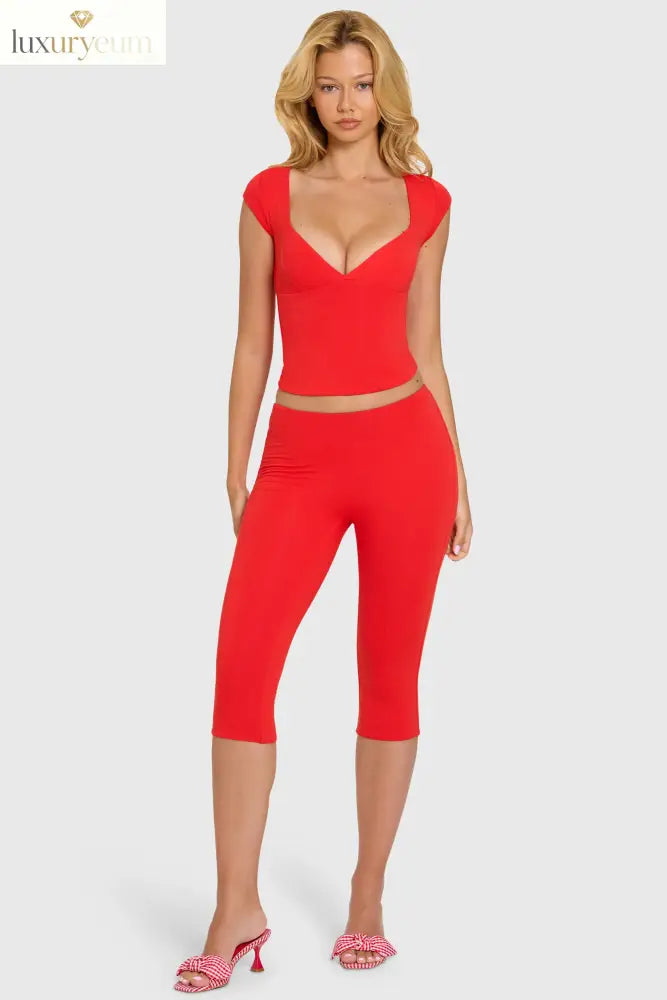 Modal Capri Leggings in Cherry