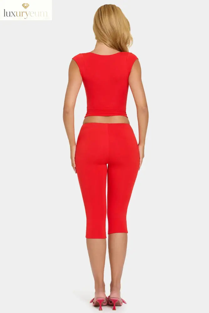 Modal Capri Leggings in Cherry