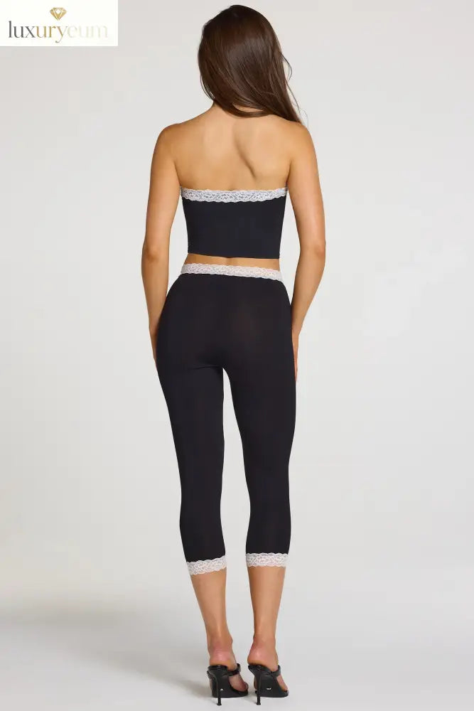 Modal Lace-Trim Mid-Rise Capri Leggings in Black