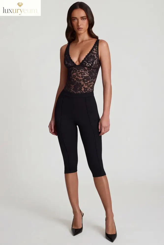 Ponte Jersey Cropped Capri Trousers in Black