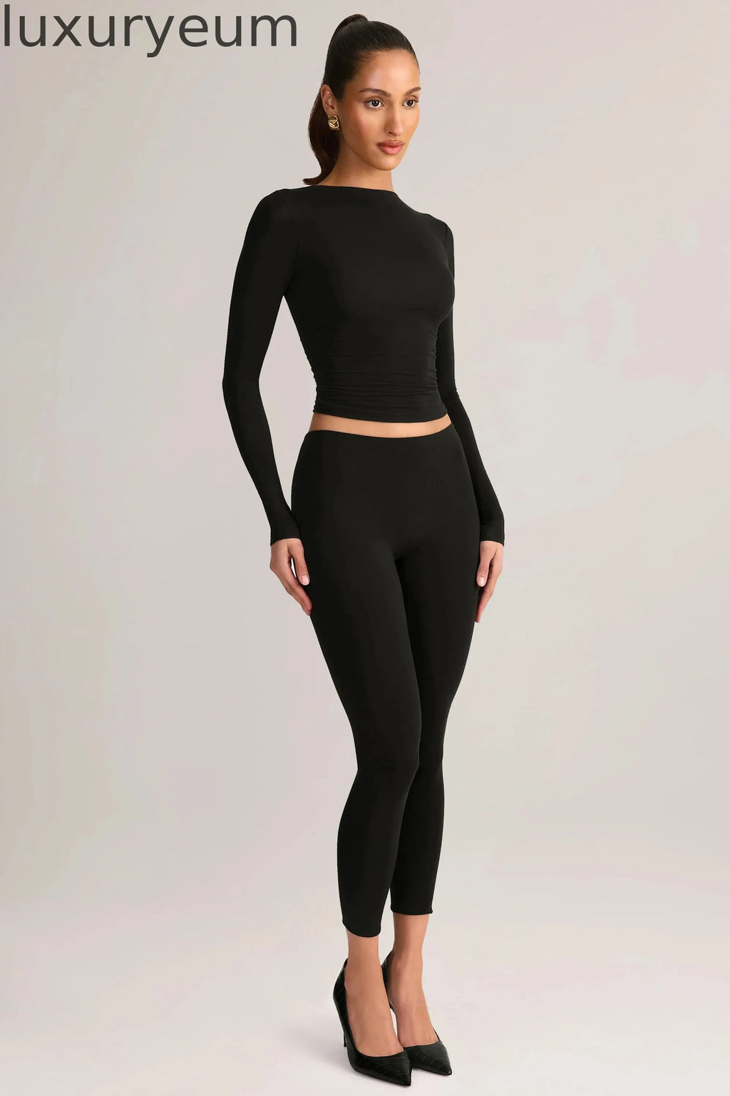 Modal Mid-Rise Cropped Leggings in Black