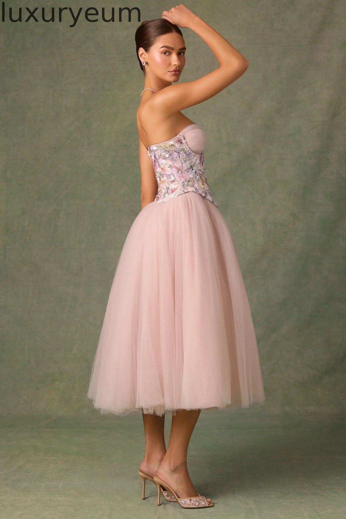 Embellished Lace-Up Cupless Corset in Floral Pink