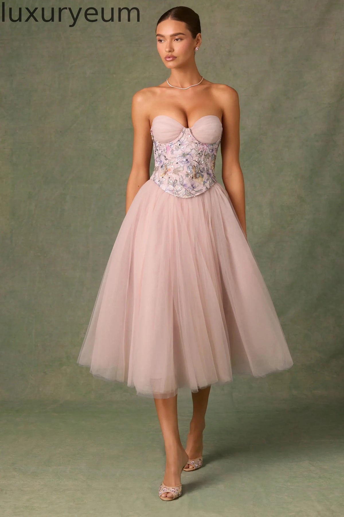 Embellished Lace-Up Cupless Corset in Floral Pink