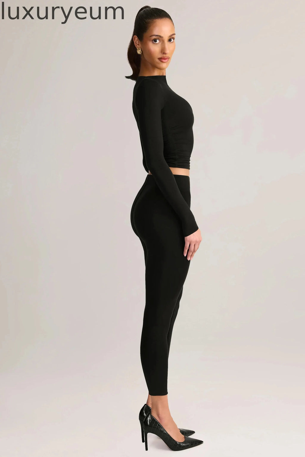 Modal Mid-Rise Cropped Leggings in Black